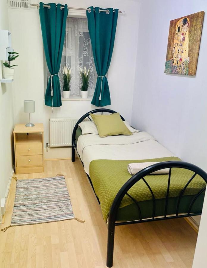 Cosy Flat Close To East Finchley Station Londra Esterno foto